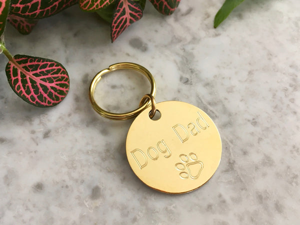 Dog dad Father's Day keyring gift with personalised engraving.